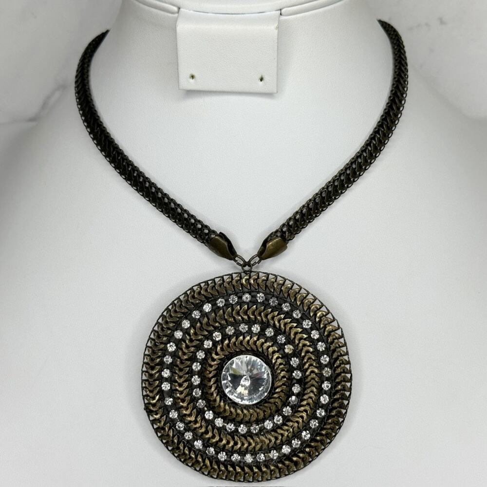 Chico's Rhinestone Round Medallion Pendant Necklace ✨